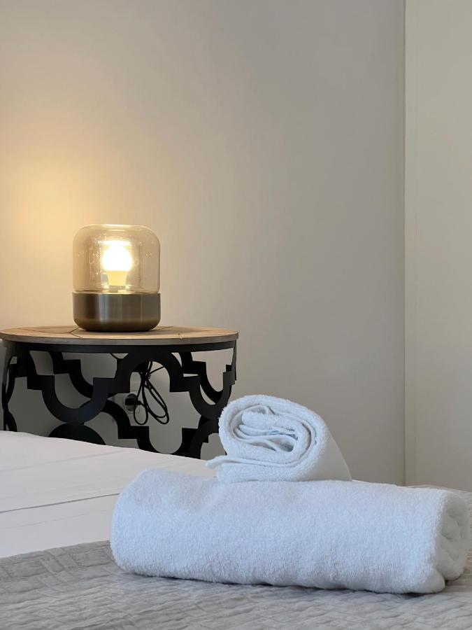 아테네 Mouson Modern 80Sqm Apt Next To Edem Beach 아파트 외부 사진