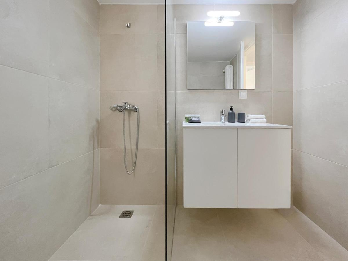 아테네 Mouson Modern 80Sqm Apt Next To Edem Beach 아파트 외부 사진