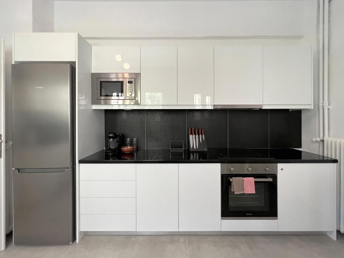 아테네 Mouson Modern 80Sqm Apt Next To Edem Beach 아파트 외부 사진
